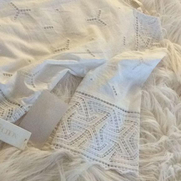 💞NORDSTROM Collection 💞stunning eyelet blouse - Picture 15 of 16